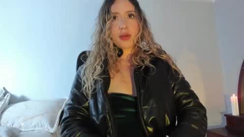 Luciana Evans online show from February 4, 12:52 pm