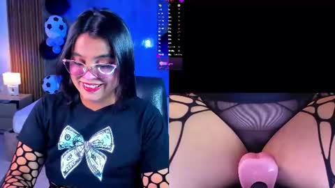 Lucia online show from July 8, 1:46 pm