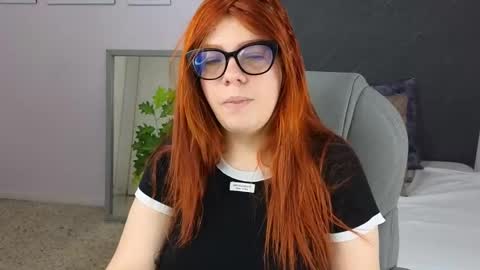 Lucie   online show from January 3, 7:29 pm