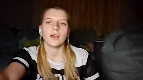 Monika online show from September 30, 9:52 pm