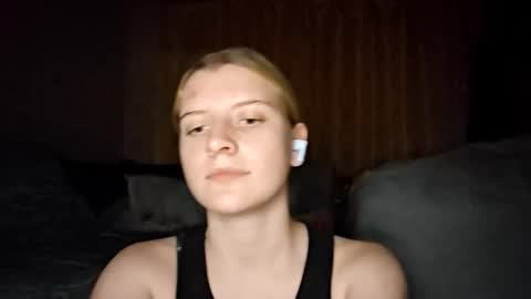 Monika online show from October 18, 10:00 pm