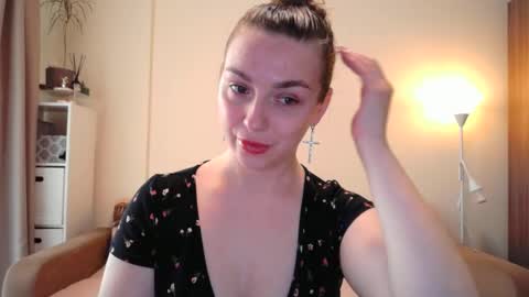 lucky_foryou_baby online show from March 11, 8:19 am