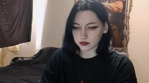 luckybastrad0677 online show from June 6, 6:20 am