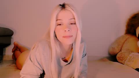 luckysapphire777 online show from February 2, 7:41 am