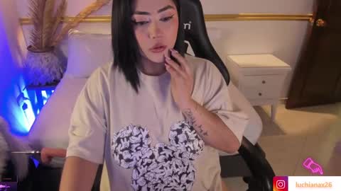 lucy online show from February 22, 3:56 am