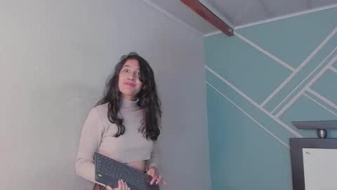 Lucy Herrera online show from October 11, 1:43 am