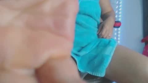 lucy online show from February 5, 5:09 am