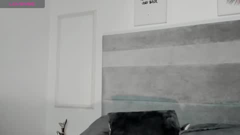 Lucy online show from September 27, 7:37 am