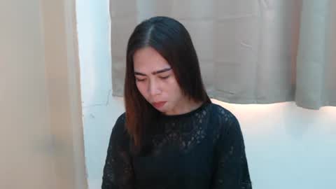 Lucy Anne online show from December 7, 4:42 am