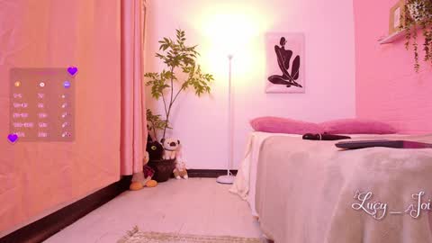 Luciana online show from April 7, 4:47 am