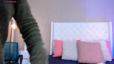 Lucy online show from January 13, 3:16 pm