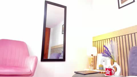 lucy milf online show from October 2, 11:26 am