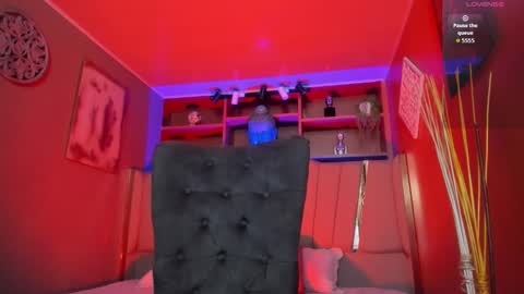 Lucy  online show from October 29, 11:47 am