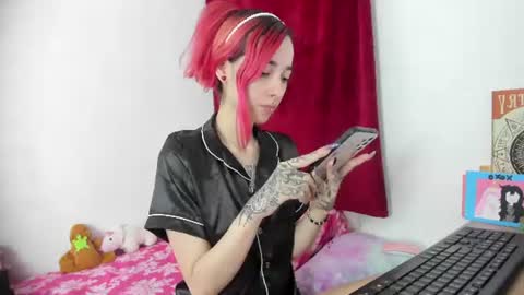 lucyblood online show from July 3, 4:07 am