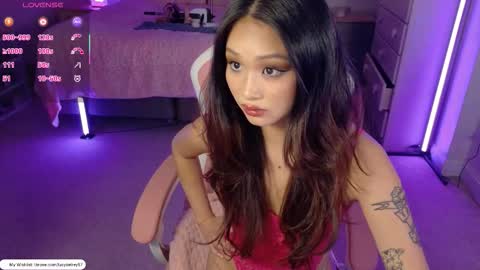 lucydelrey57 online show from March 26, 12:13 am