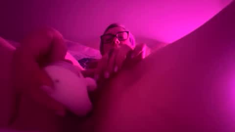 lucylollie online show from June 10, 4:49 pm