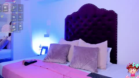 Instagramlucyluy10 online show from February 2, 4:15 am