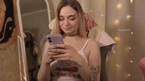 Lucy online show from February 24, 6:28 pm