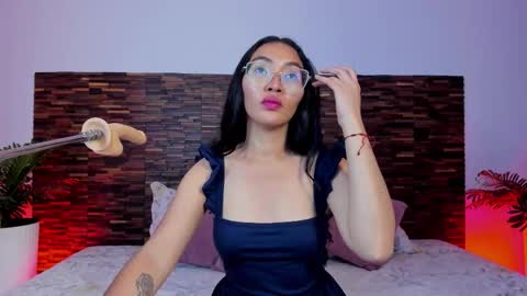 Lucy Liiu online show from March 18, 8:58 pm