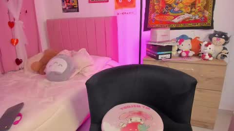 LUCYY FROM HOME  online show from October 17, 1:53 am