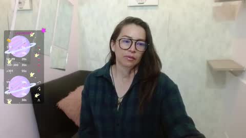 lui_fer01 online show from October 31, 11:25 am