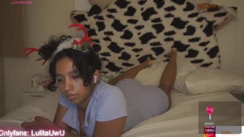 lulitauwu online show from December 15, 5:23 am