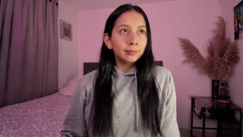 lulu10541697 online show from April 3, 5:27 am