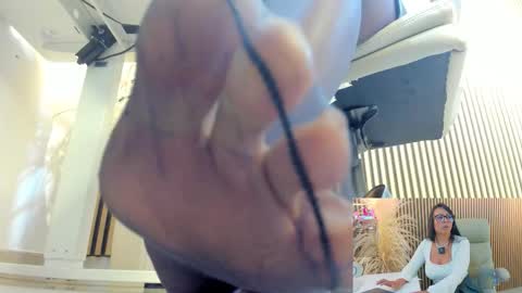 lulu online show from February 20, 12:53 am