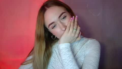 Lulu Baby18 online show from March 12, 7:25 pm