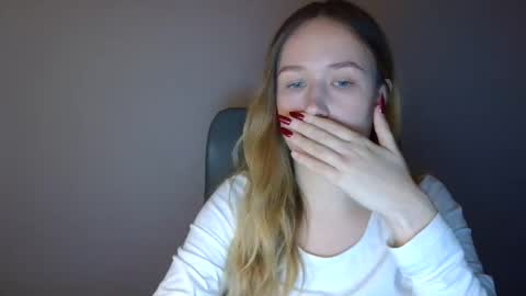 Lulu Baby18 online show from January 13, 7:51 pm