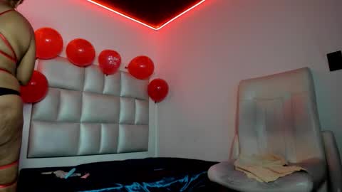 elizabeth online show from February 15, 4:37 am