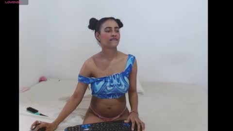 LULU LIZ online show from January 15, 9:51 pm