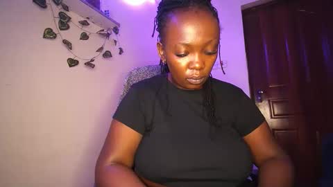 lulu_sparks1 online show from September 22, 6:12 am