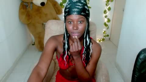 luna_bella882689 online show from May 30, 6:05 pm