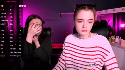 luna_berryy online show from March 1, 8:10 pm