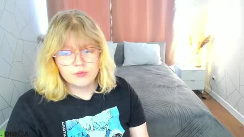 luna online show from April 9, 6:19 am