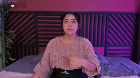 luna_cute14 online show from February 4, 8:34 pm