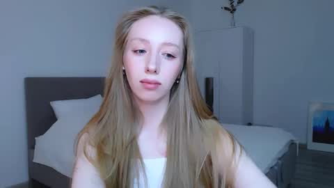 Luna online show from February 16, 7:49 pm