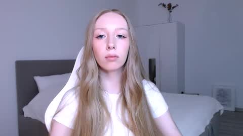 Luna online show from January 8, 8:57 pm