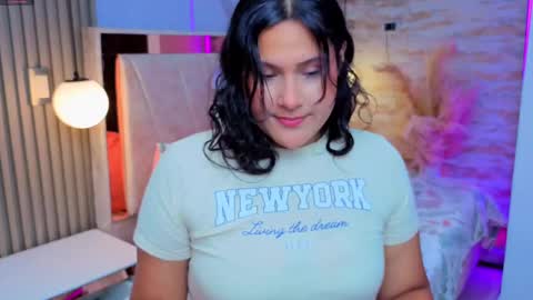 Luna  Jonez  online show from November 14, 11:32 am