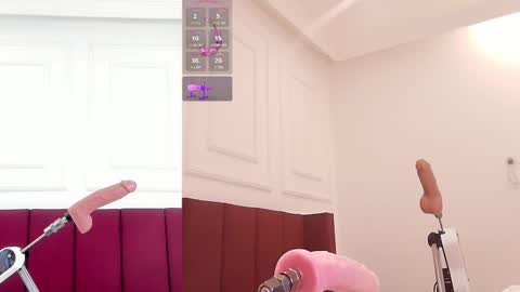     online show from March 1, 10:45 am