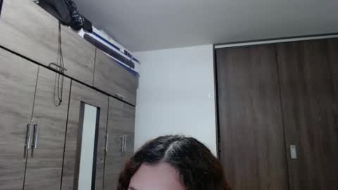 lunaa_sub online show from March 1, 6:18 pm