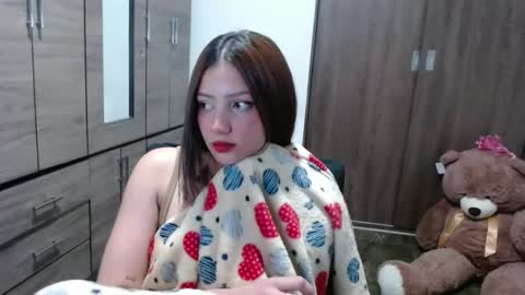 lunaa_sub online show from November 7, 9:53 pm