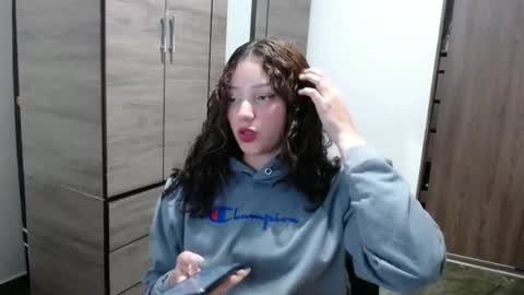 lunaa_sub online show from October 29, 3:44 am