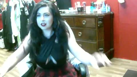 Eva online show from June 20, 9:07 pm