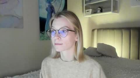 Sofia online show from October 23, 1:06 pm