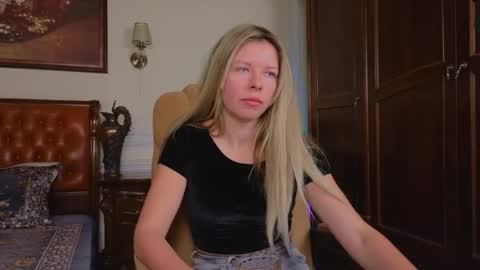 Luna Rishi online show from June 2, 6:03 am