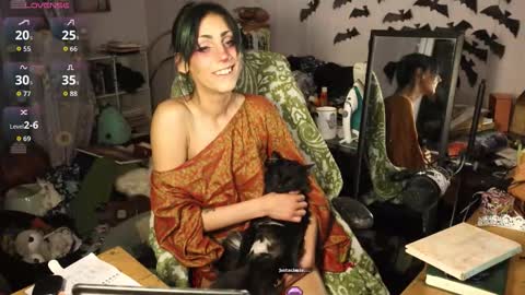 ..LunaSparkles. online show from March 12, 5:32 am