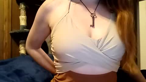 lunathepoet online show from July 5, 11:54 pm