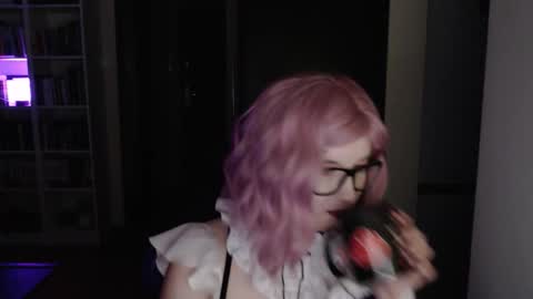 LunaXcherry online show from March 21, 6:02 pm